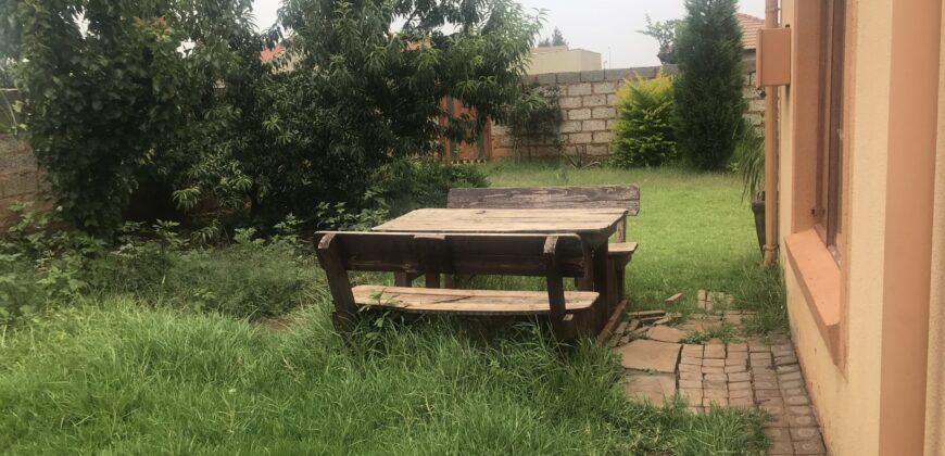 Single House Dawn Park